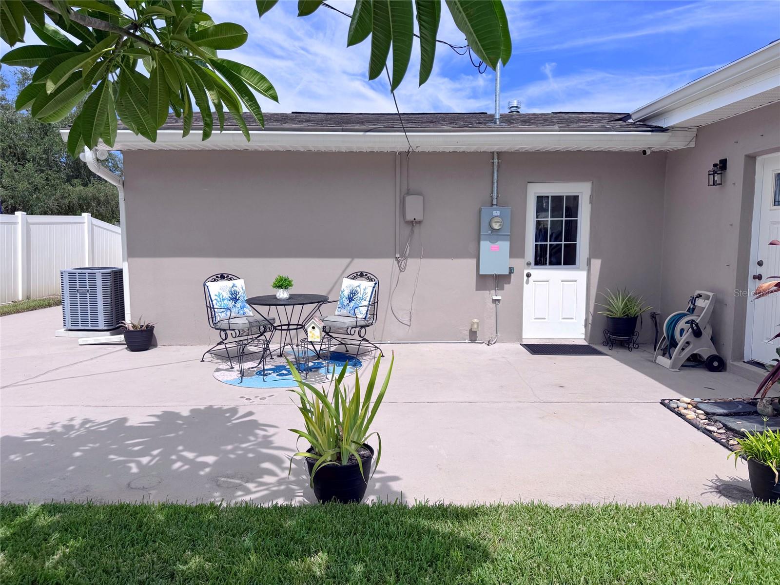 1832 69TH AVENUE S, St Petersburg, FL 33712