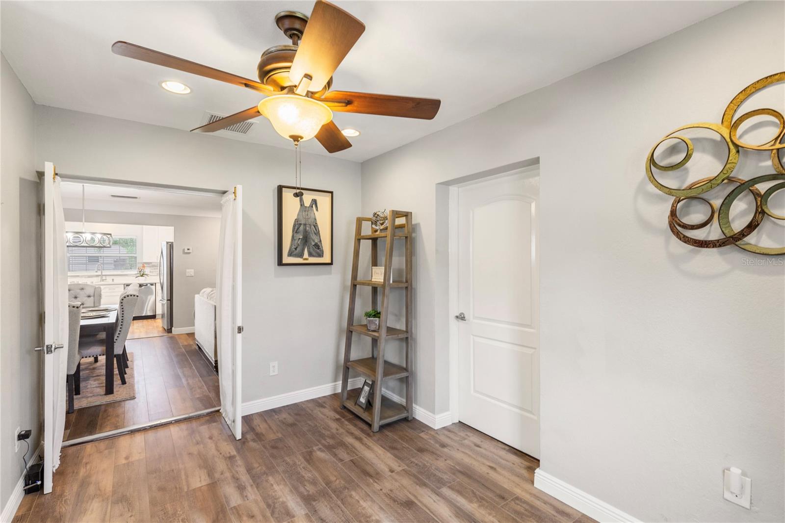 1832 69TH AVENUE S, St Petersburg, FL 33712