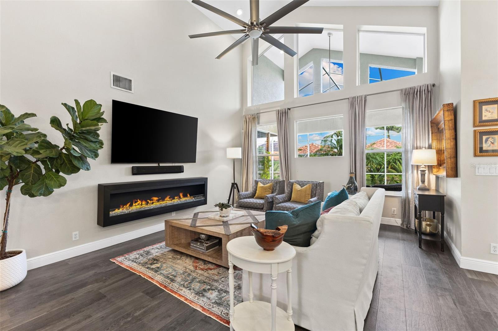 304 9TH AVENUE E, Palmetto, FL 34221
