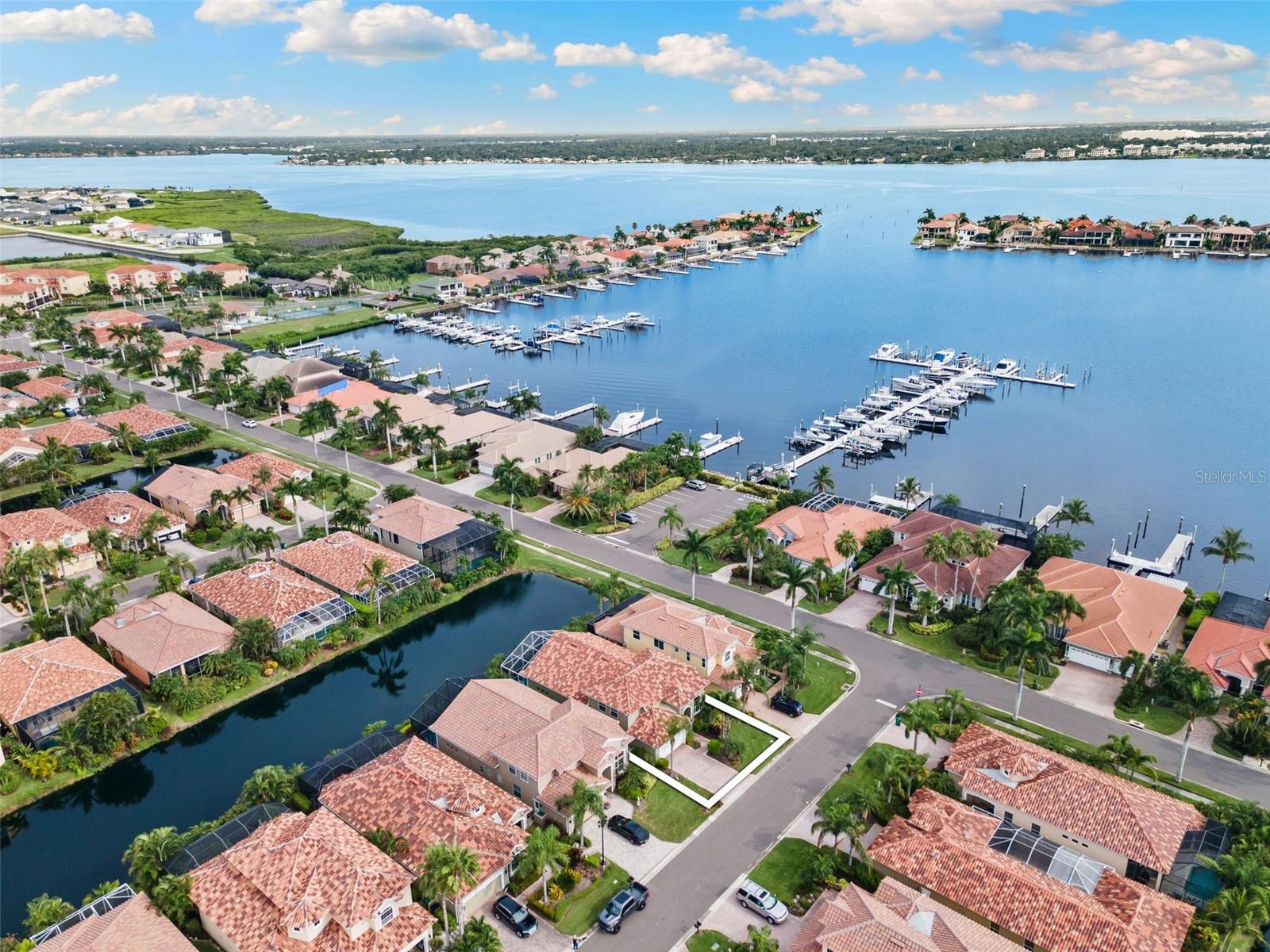 304 9TH AVENUE E, Palmetto, FL 34221