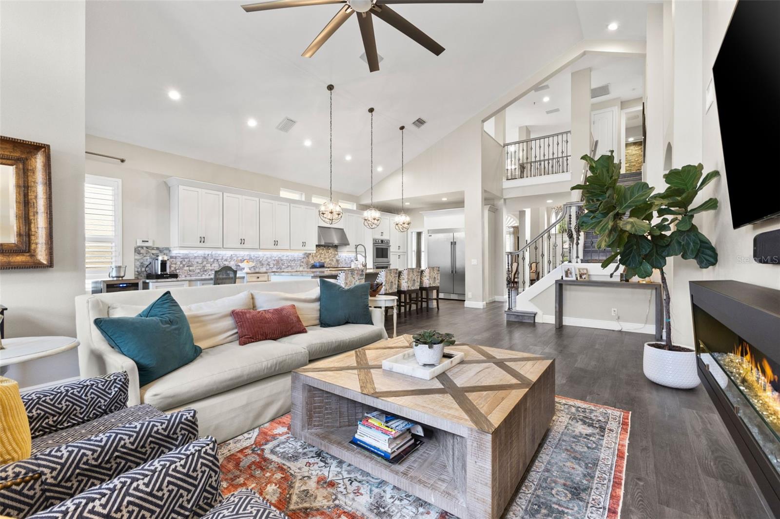 304 9TH AVENUE E, Palmetto, FL 34221