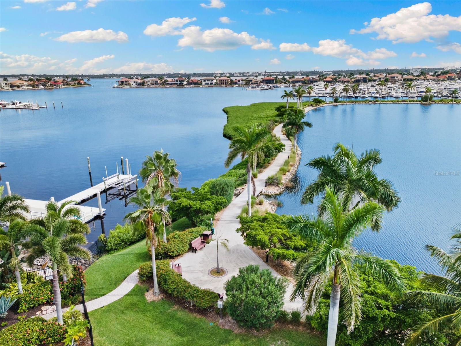 304 9TH AVENUE E, Palmetto, FL 34221