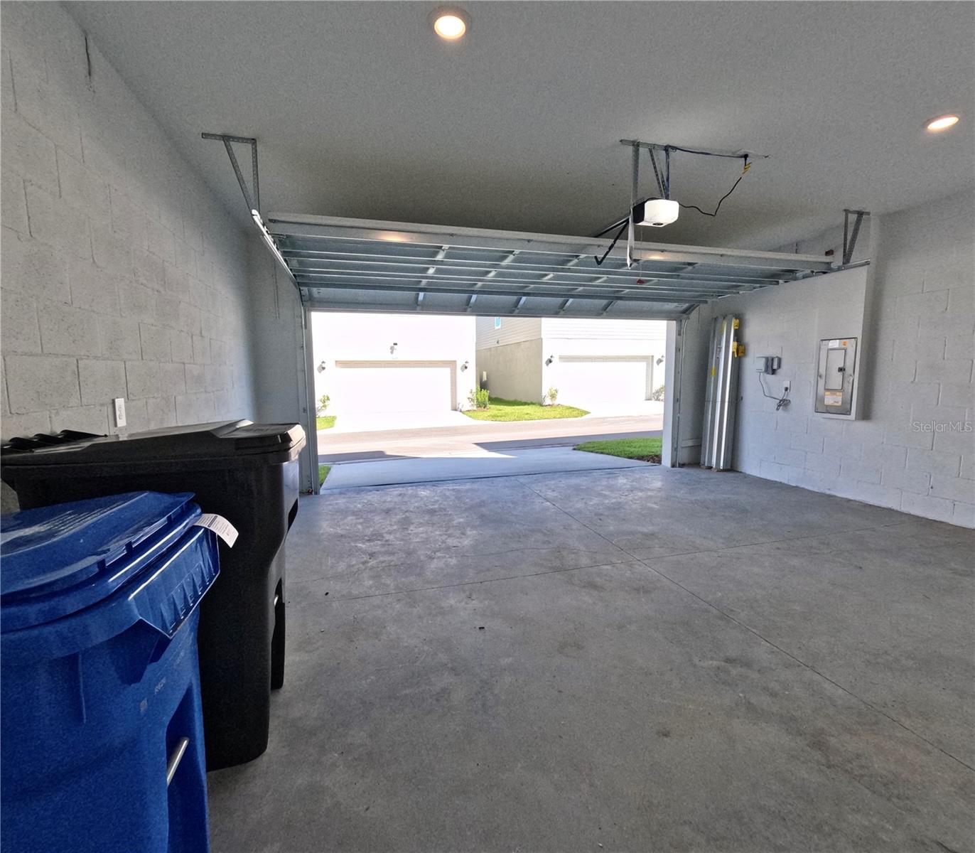 10174 GLADESONG LANE, Riverview, FL 33578