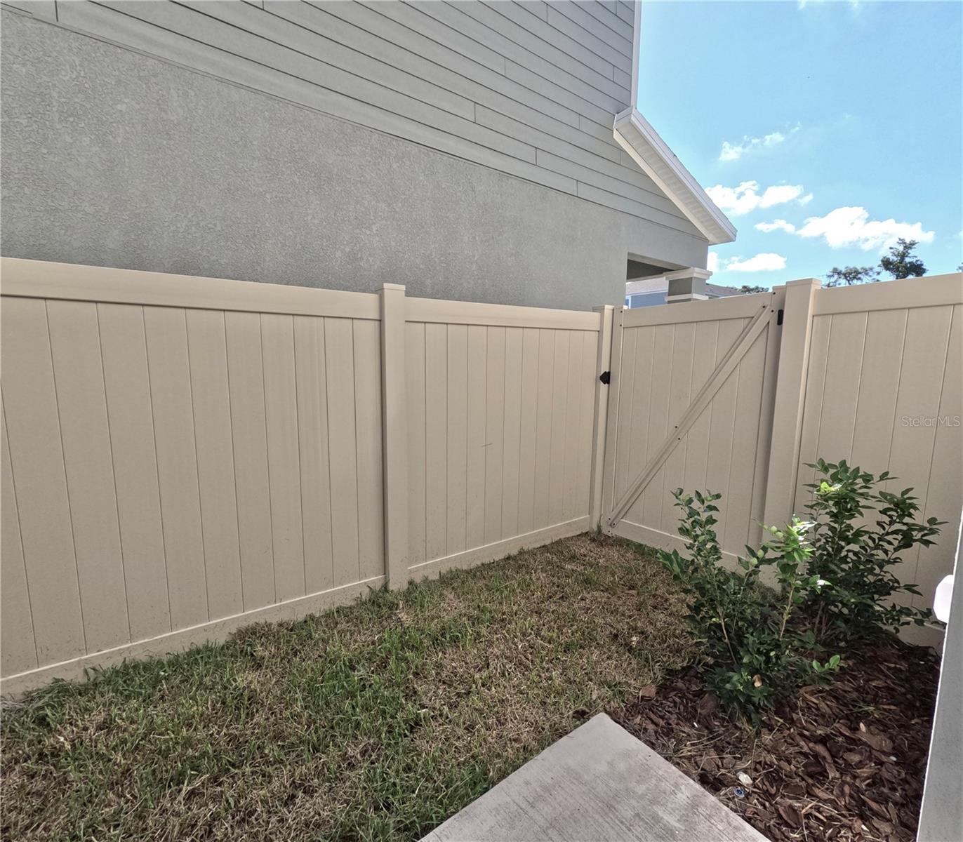 10174 GLADESONG LANE, Riverview, FL 33578
