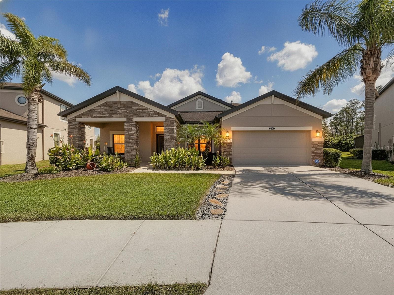 8144 SEQUESTER LOOP, Land O Lakes, FL 34637 8144 SEQUESTER LOOP, Land O Lakes, FL 34637
