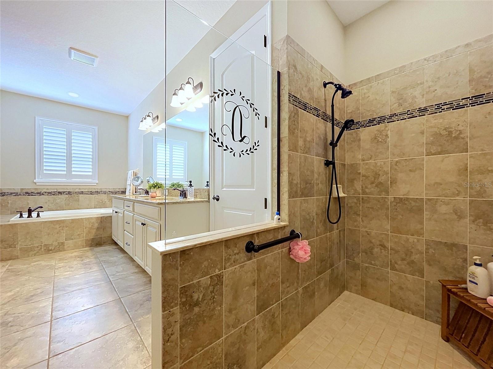 8144 SEQUESTER LOOP, Land O Lakes, FL 34637
