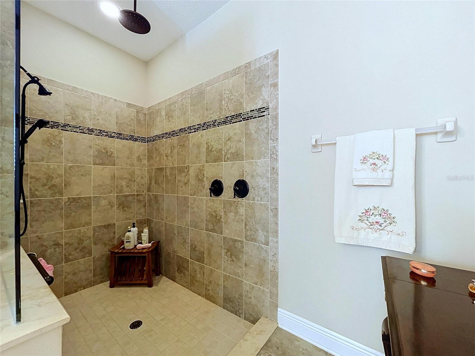8144 SEQUESTER LOOP, Land O Lakes, FL 34637