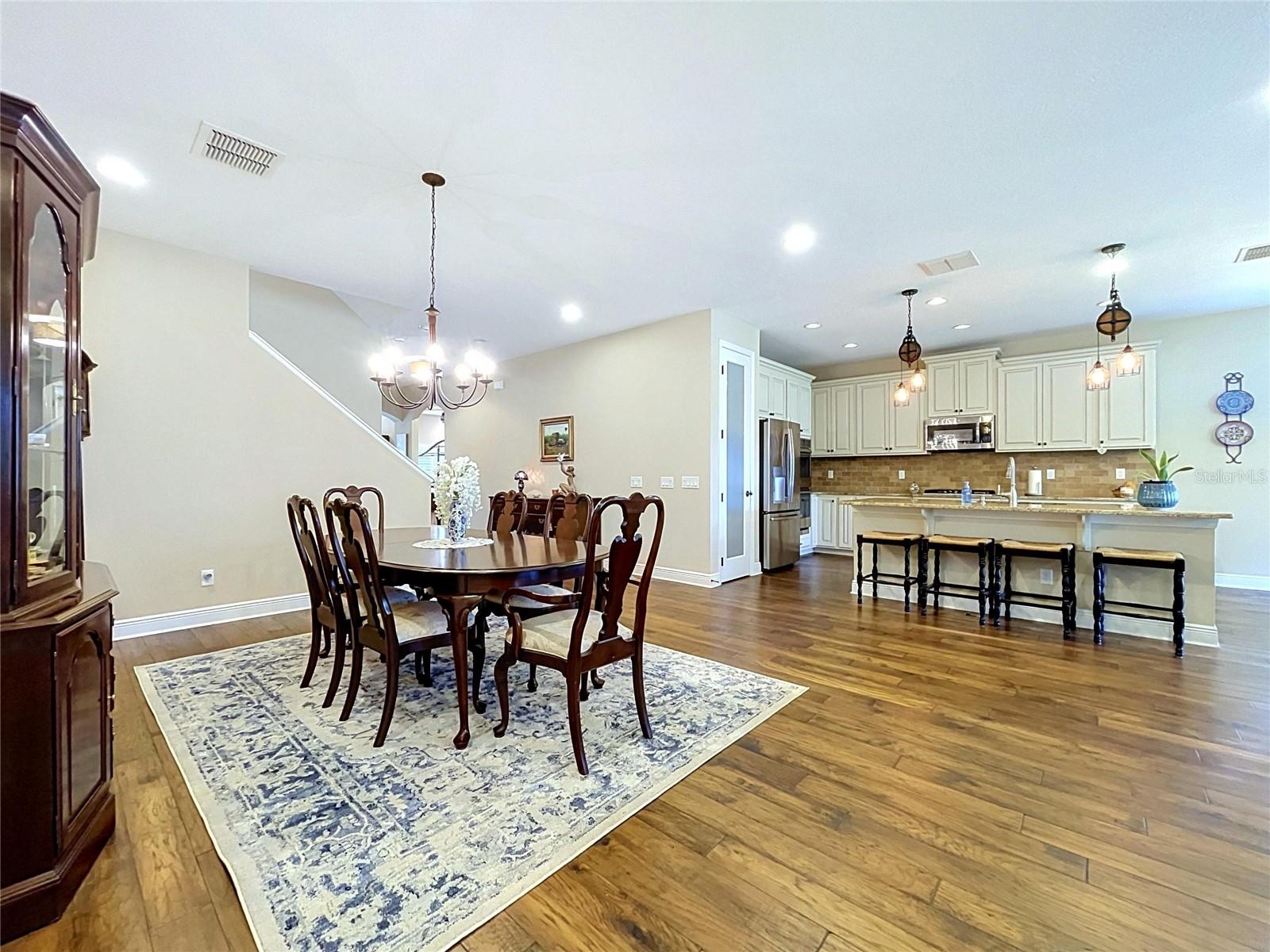 8144 SEQUESTER LOOP, Land O Lakes, FL 34637