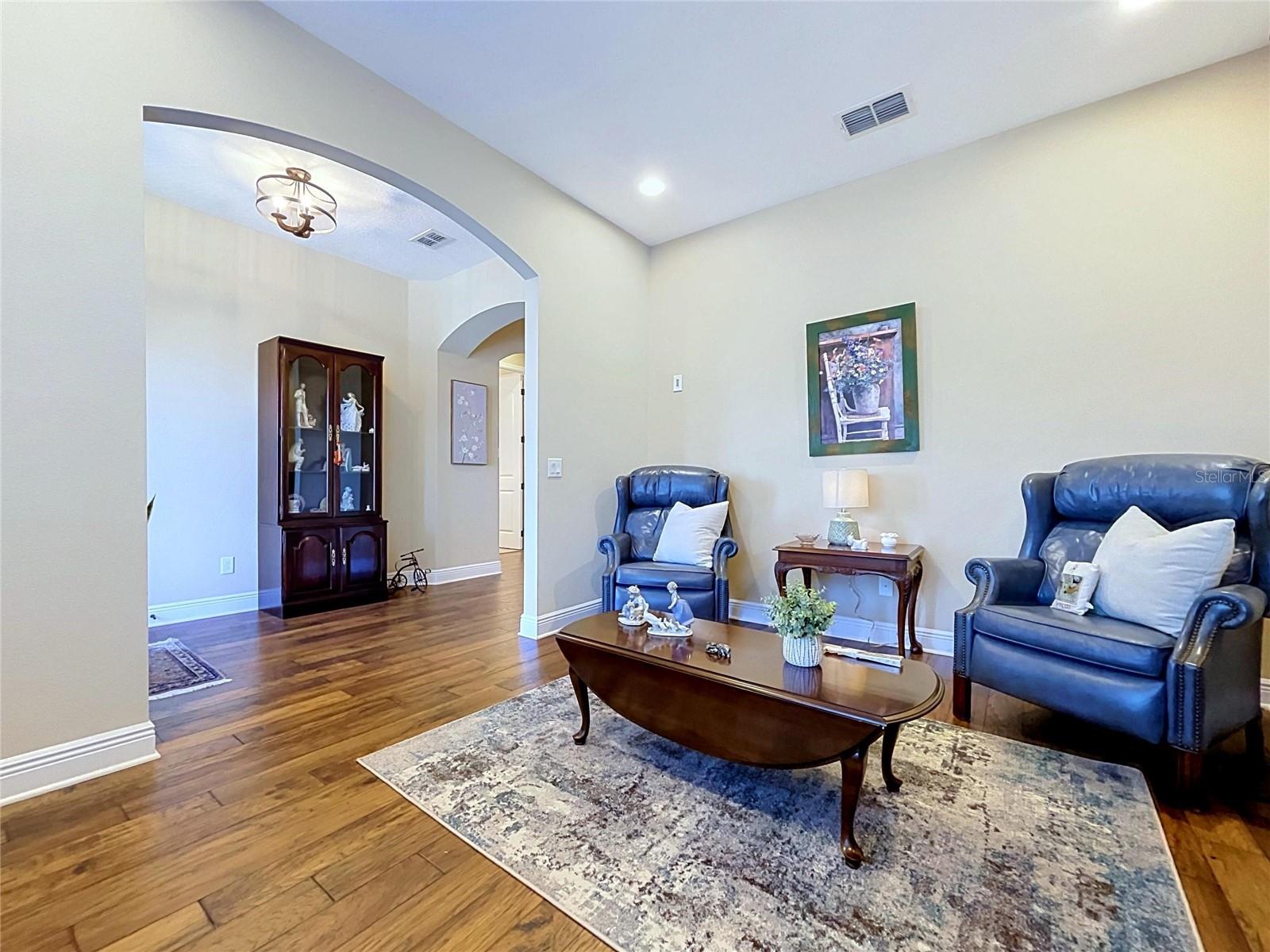 8144 SEQUESTER LOOP, Land O Lakes, FL 34637