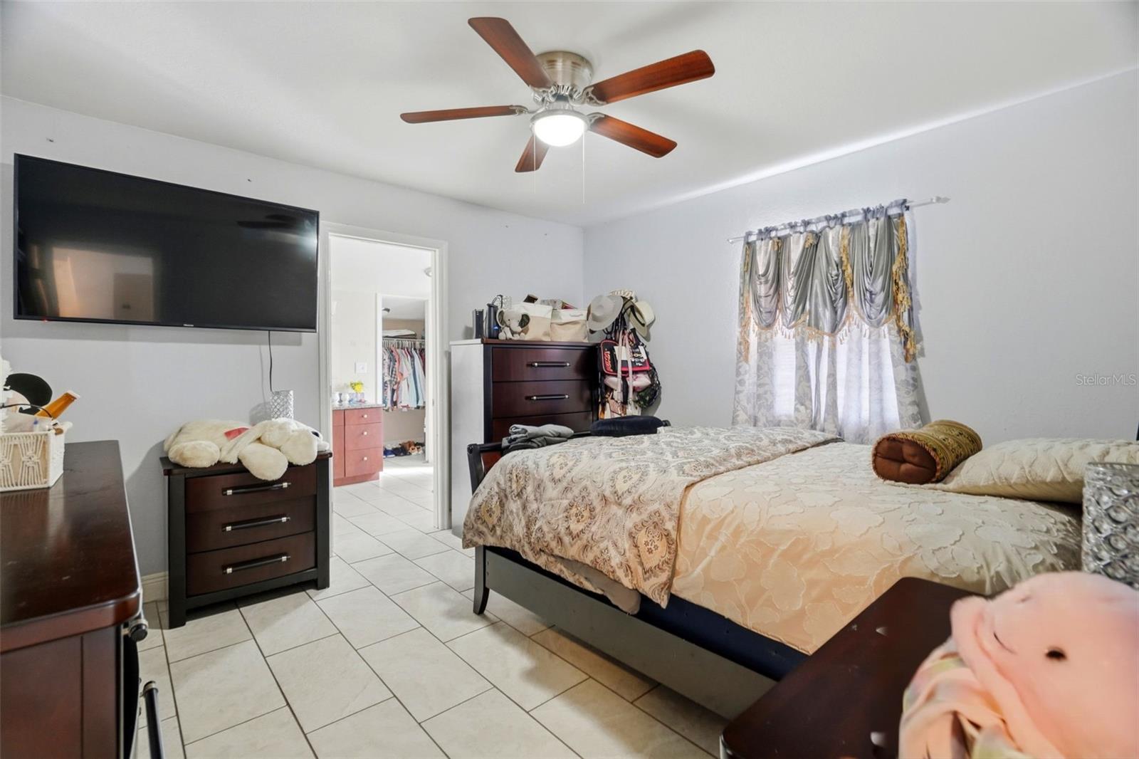 6820 LARMON STREET, Tampa, FL 33634