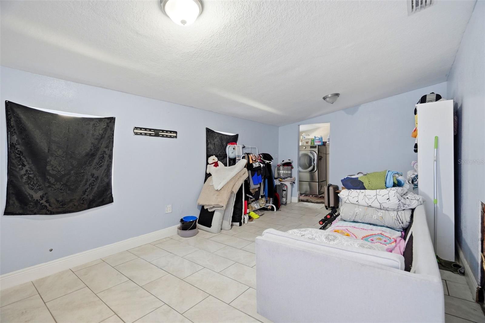 6820 LARMON STREET, Tampa, FL 33634