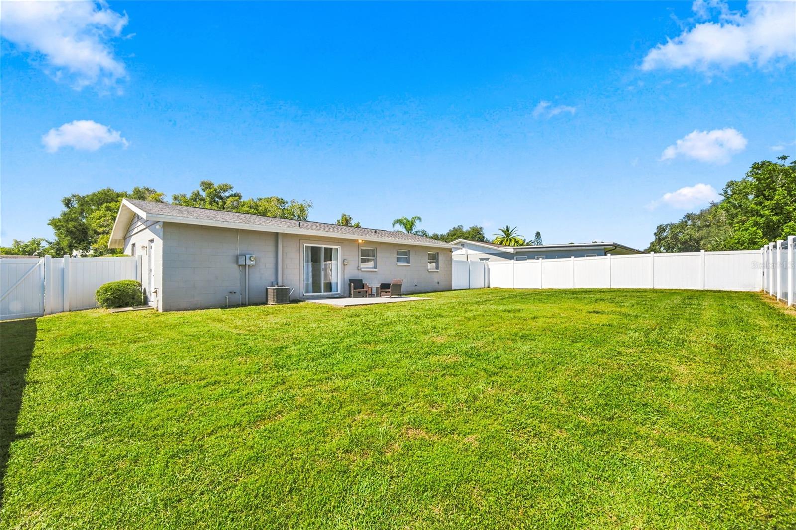 9453 GOLDEN GROVE STREET, Seminole, FL 33772 9453 GOLDEN GROVE STREET, Seminole, FL 33772