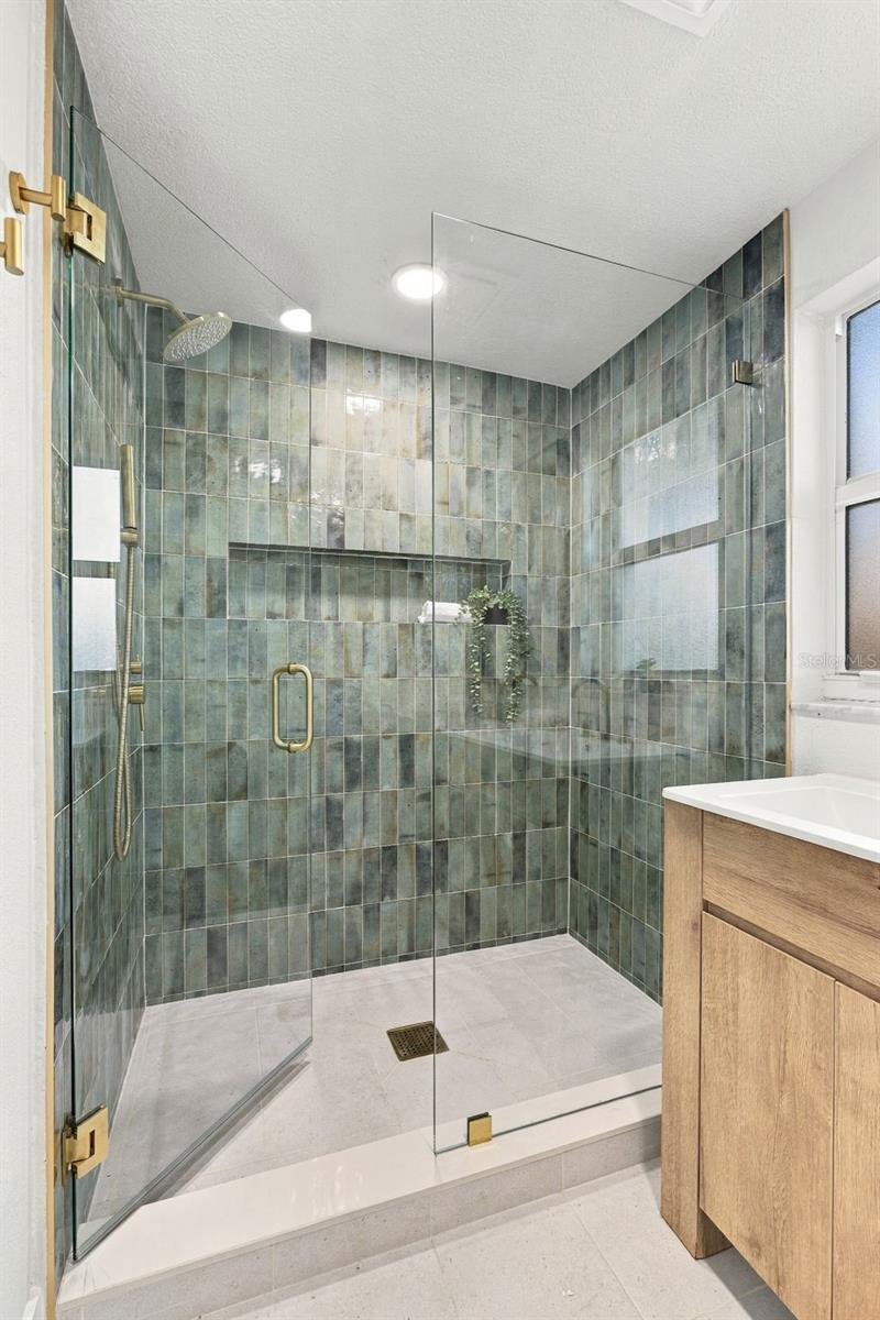 4506 S CAMERON AVENUE, Tampa, FL 33611