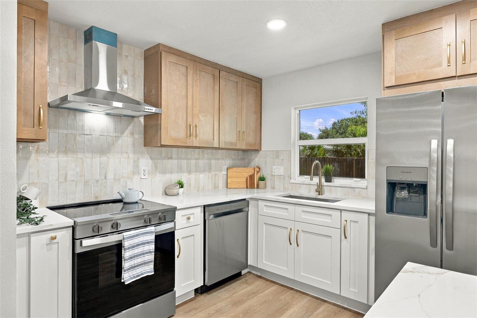 4506 S CAMERON AVENUE, Tampa, FL 33611