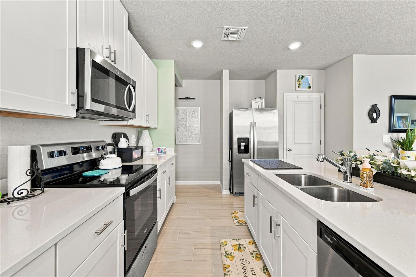 3621 RADIANT MOUNTAIN DRIVE, Plant City, FL 33565