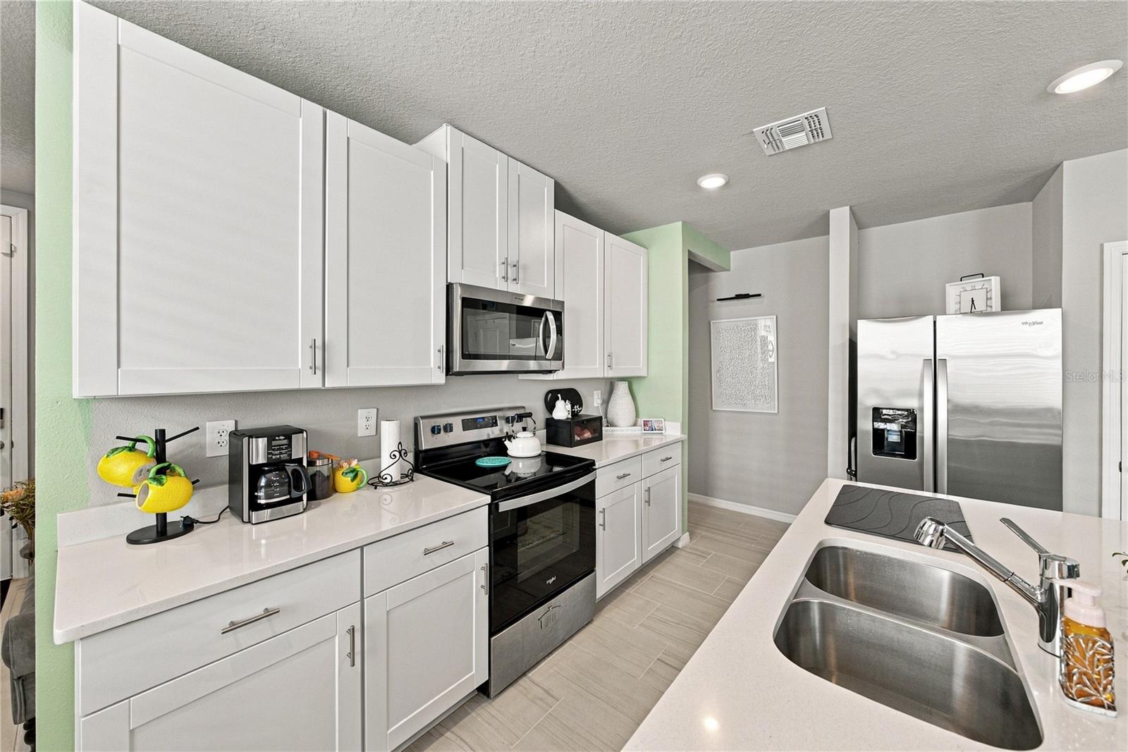3621 RADIANT MOUNTAIN DRIVE, Plant City, FL 33565