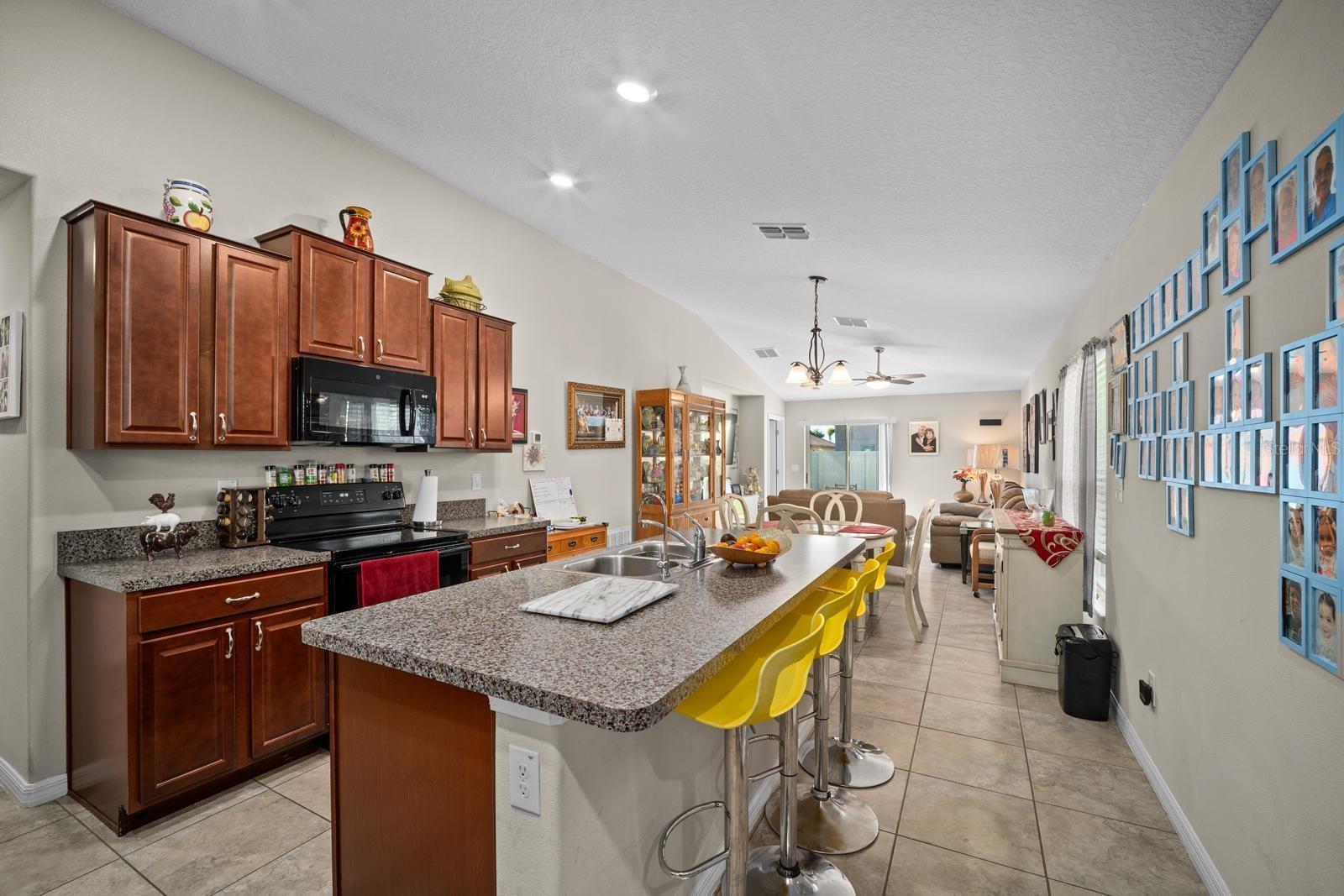 7215 SALT RIVER AVENUE, Sun City Center, FL 33573
