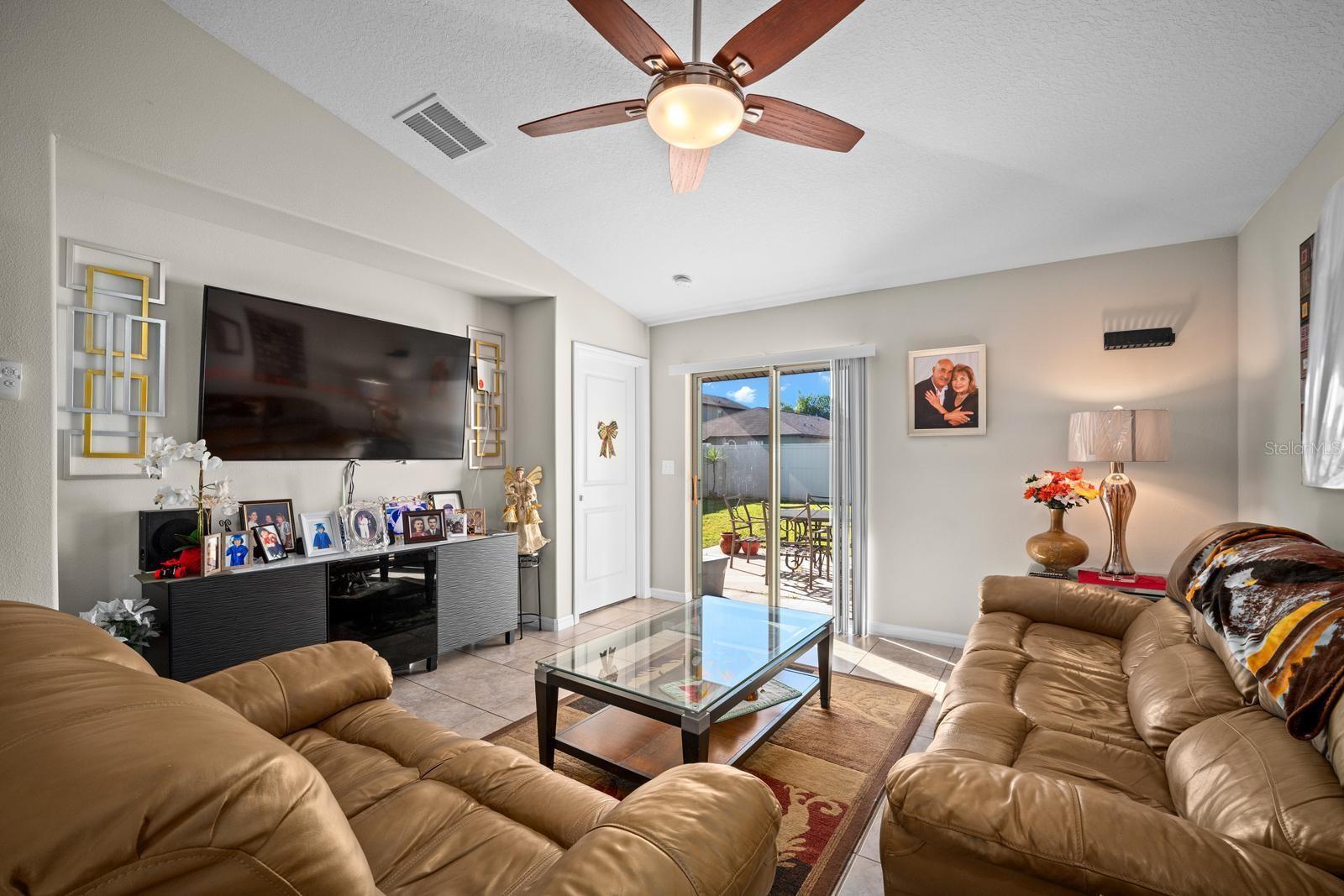 7215 SALT RIVER AVENUE, Sun City Center, FL 33573