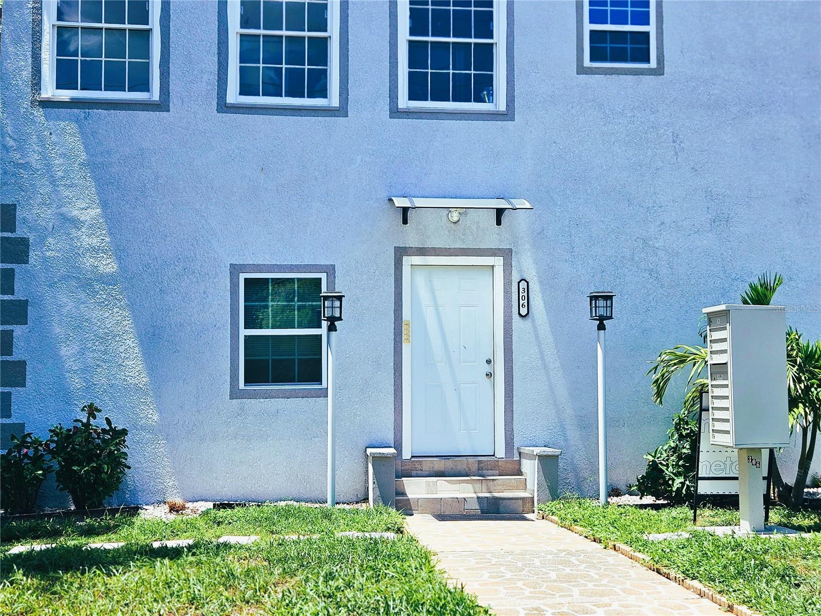 306 TURNER STREET, #6, Clearwater, FL 33756