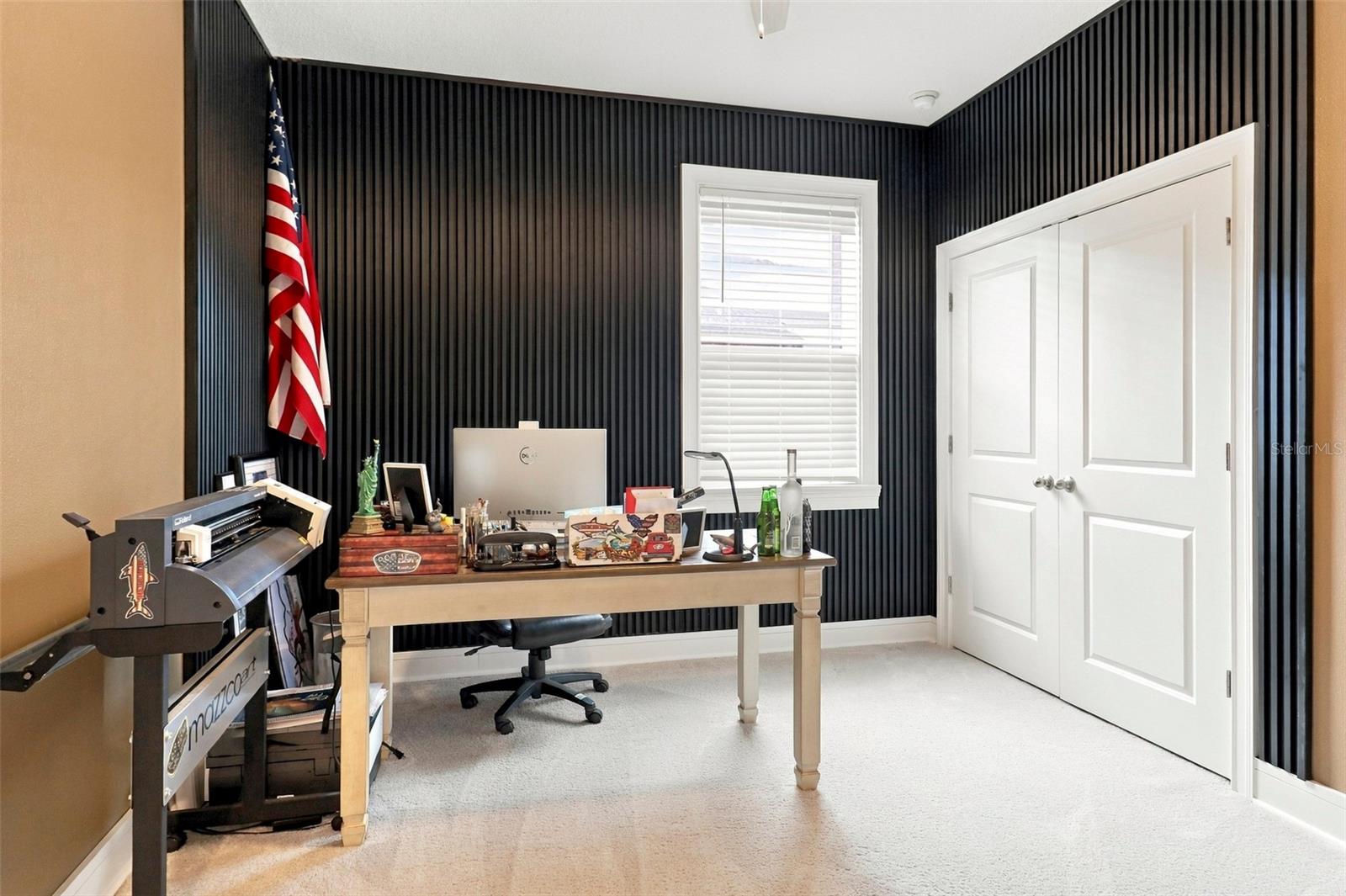 Flex Room/Home Office Versatile Flex Space, Ideal for a Home Office or Study