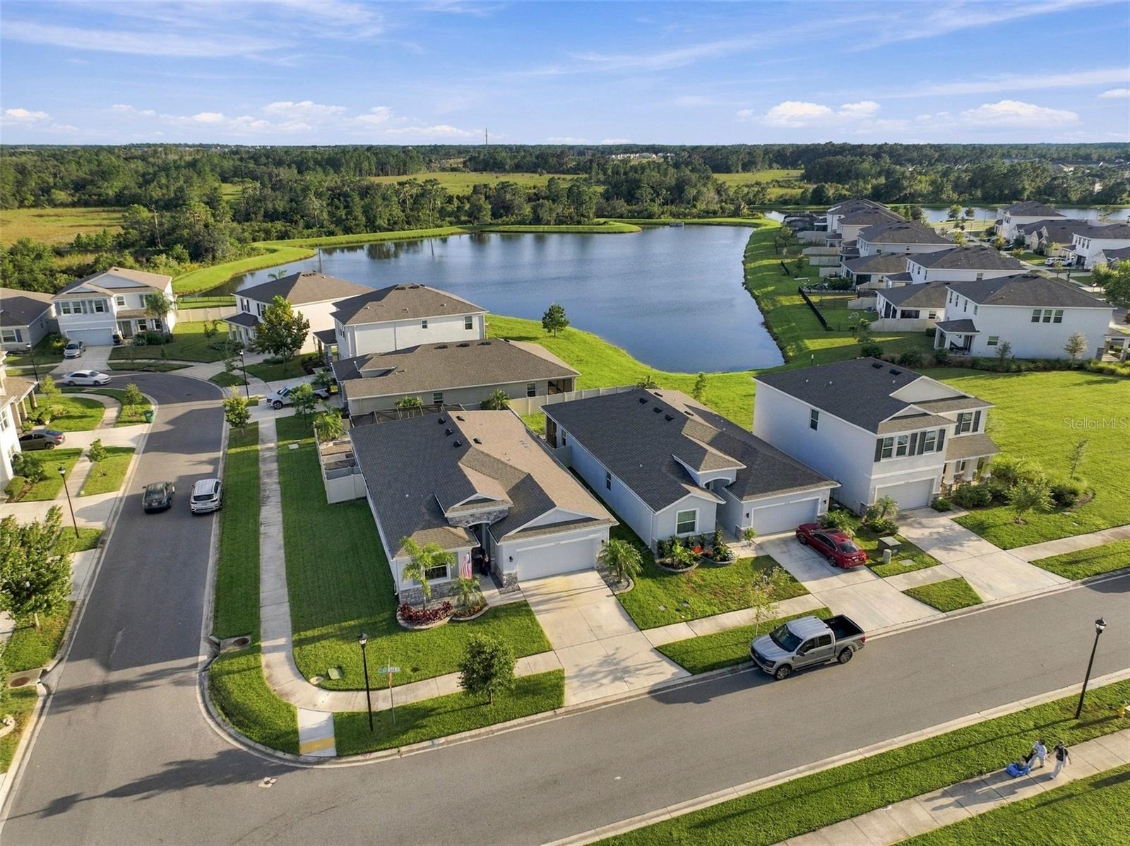 Aerial View Highlighting the Home and Surrounding Neighborhood Aerial View Highlighting the Home and Surrounding Neighborhood