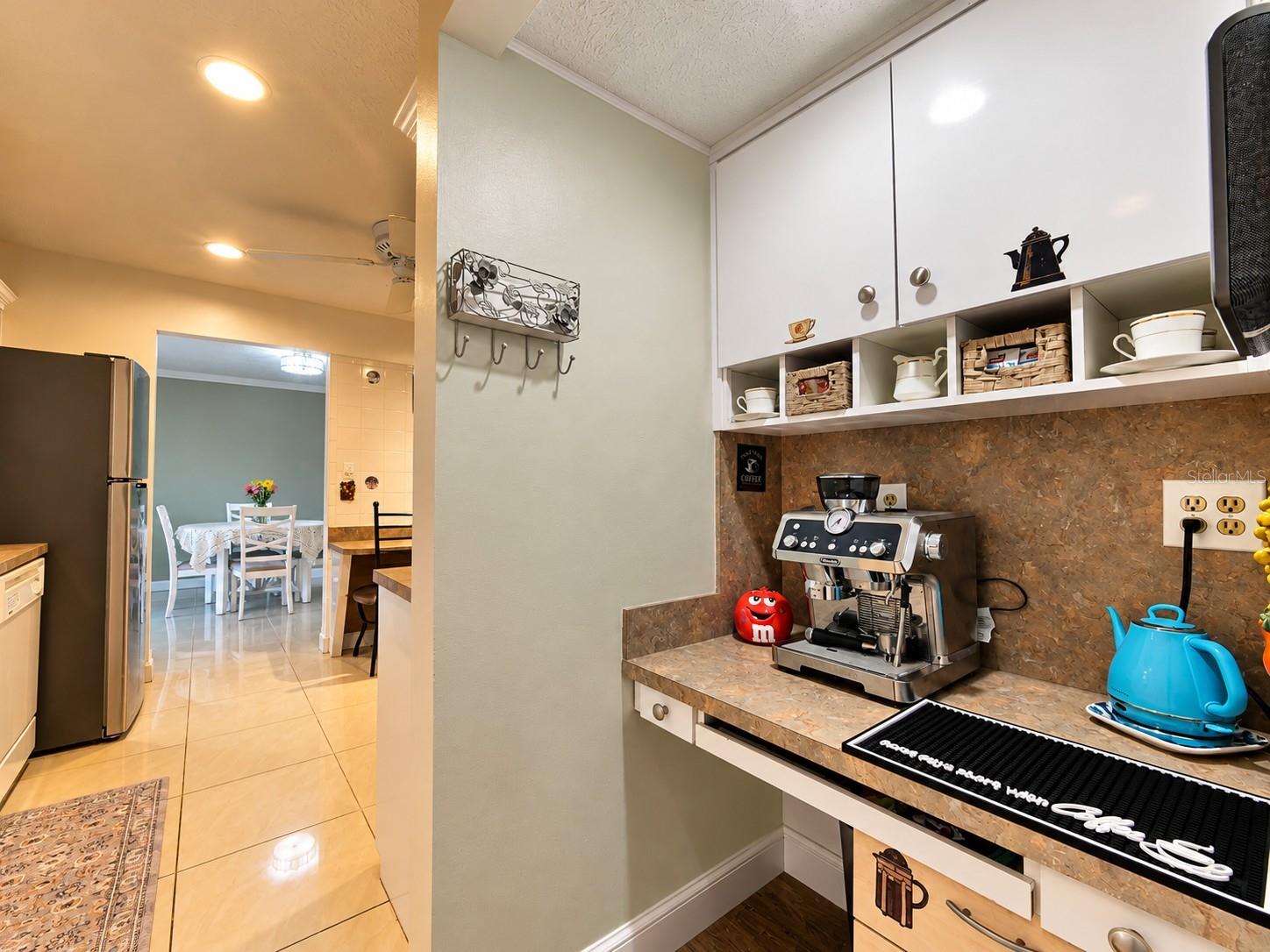 8344 FOUNTAIN AVENUE, Tampa, FL 33615
