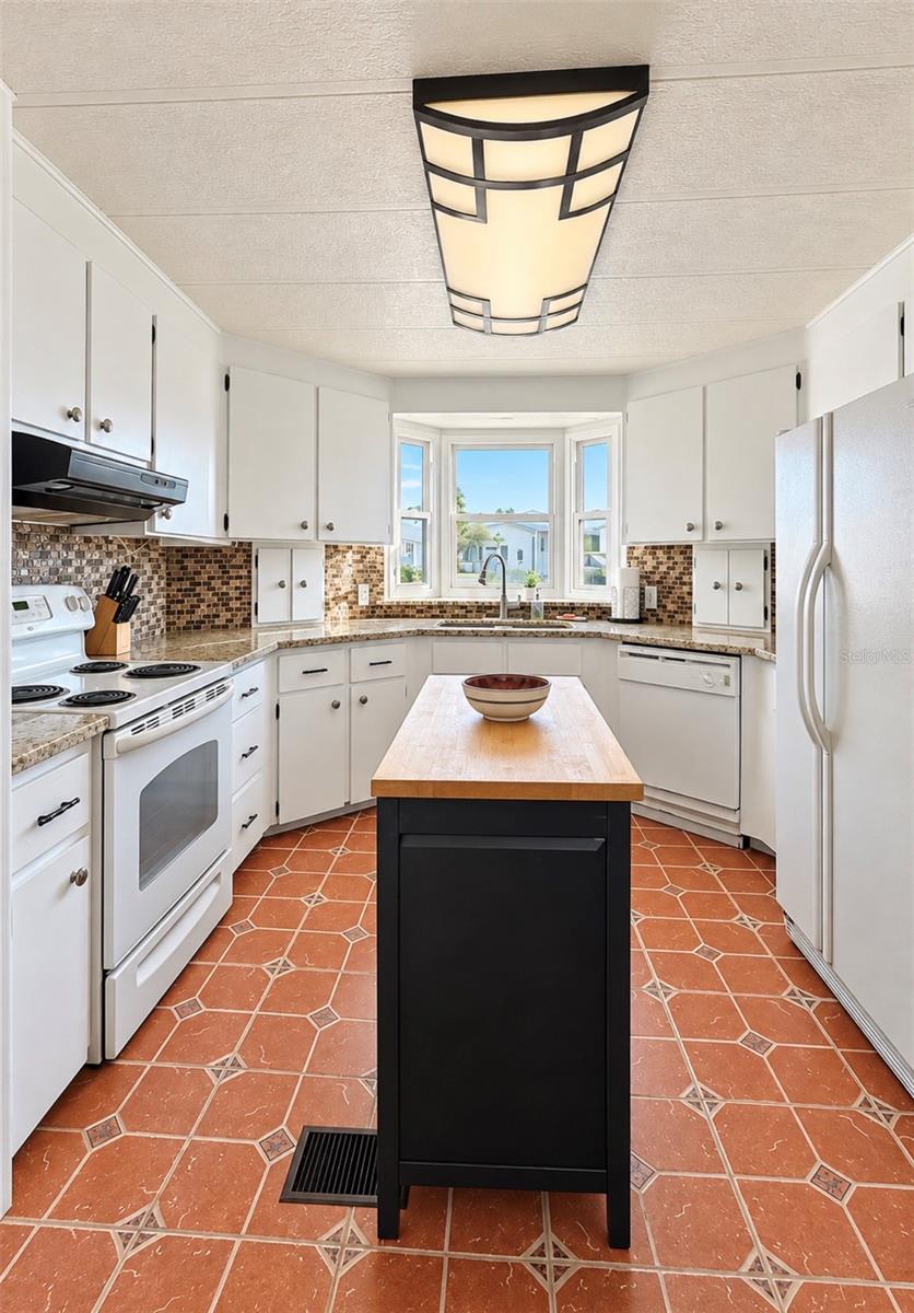 Kitchen with island