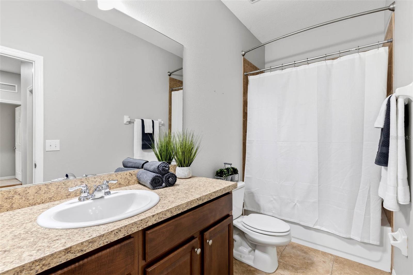 2201 BARRACUDA CT, Holiday, FL 34691