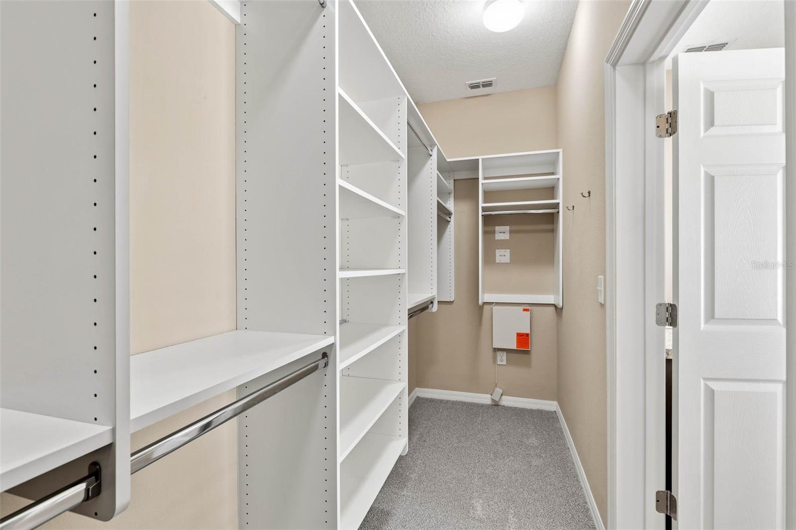 2201 BARRACUDA CT, Holiday, FL 34691