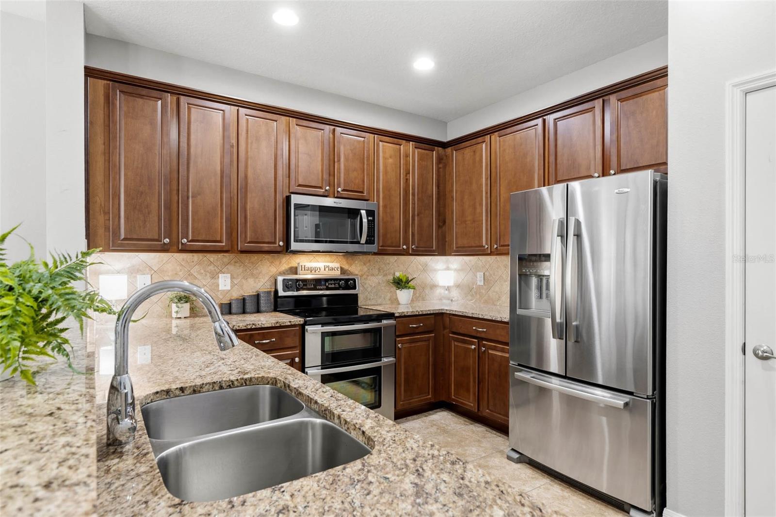 2201 BARRACUDA CT, Holiday, FL 34691