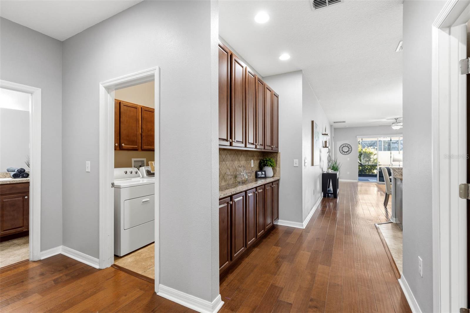 2201 BARRACUDA CT, Holiday, FL 34691