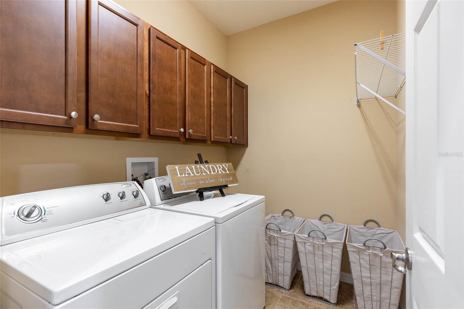 2201 BARRACUDA CT, Holiday, FL 34691