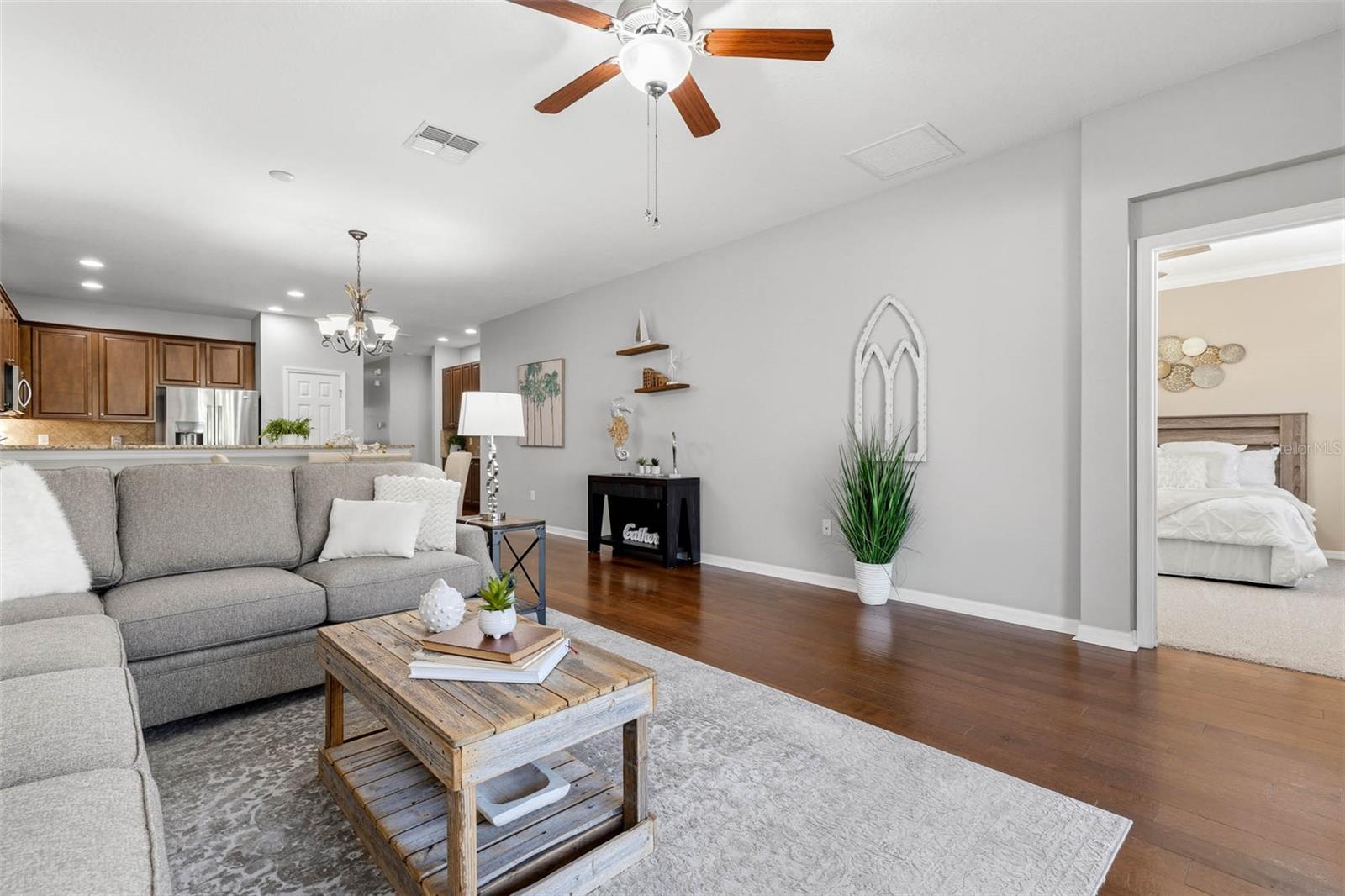 2201 BARRACUDA CT, Holiday, FL 34691