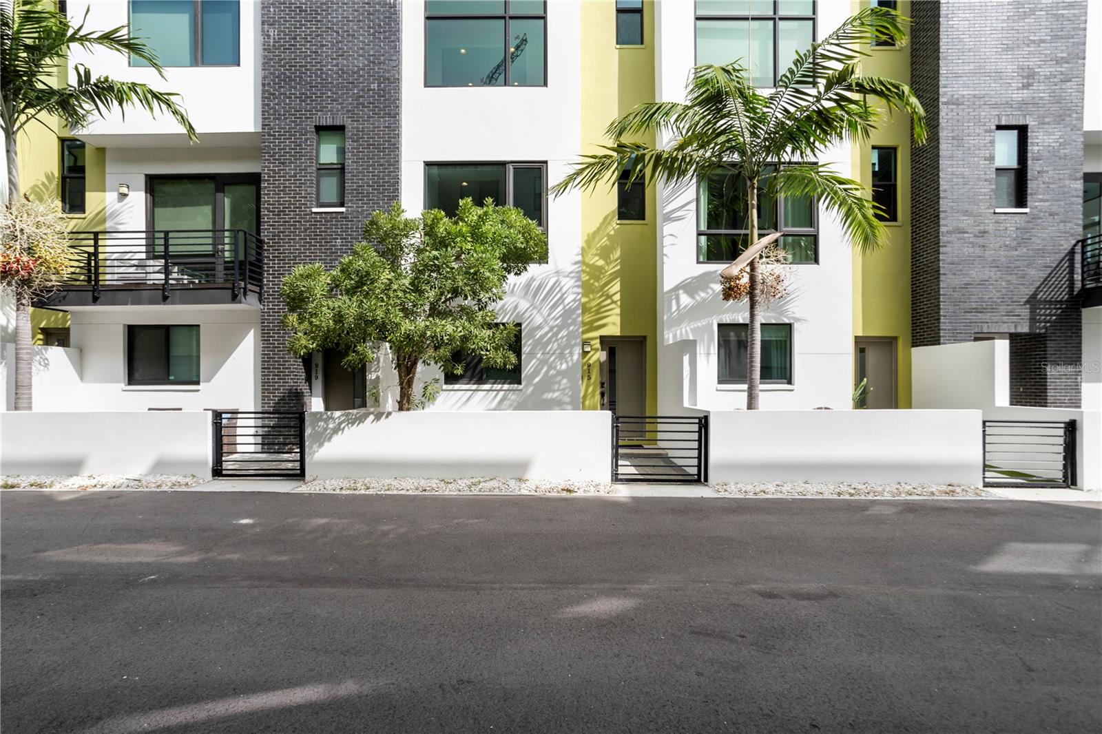 915 ARLINGTON AVENUE N, St Petersburg, FL 33705