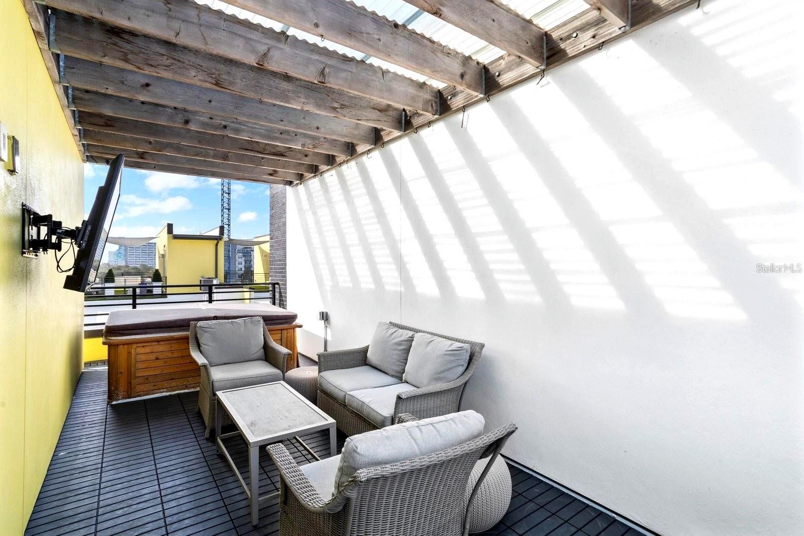 Rooftop Sitting Area with Spa