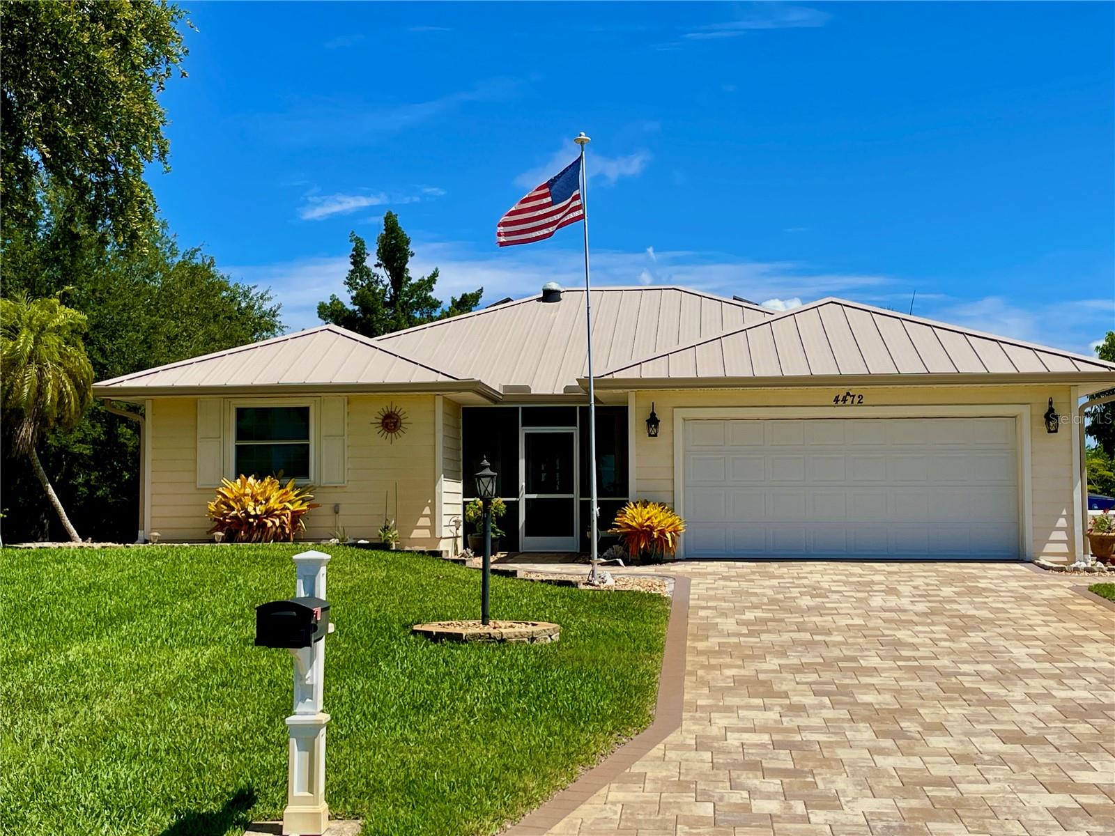 4472 LAKE HEATHER CIRCLE, St James City, FL 33956