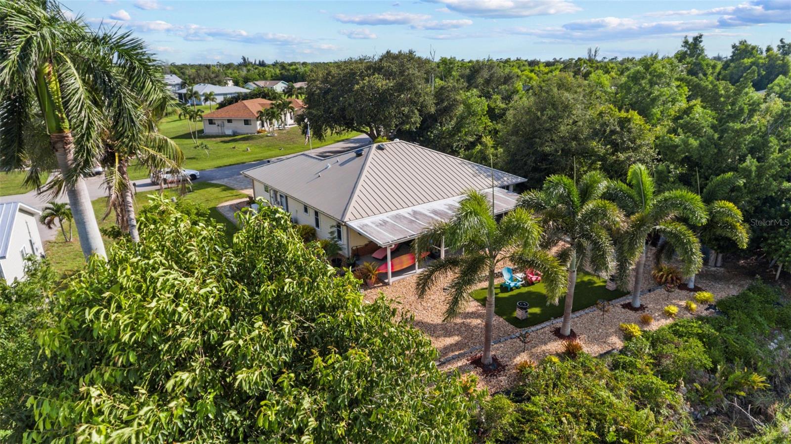 4472 LAKE HEATHER CIRCLE, St James City, FL 33956