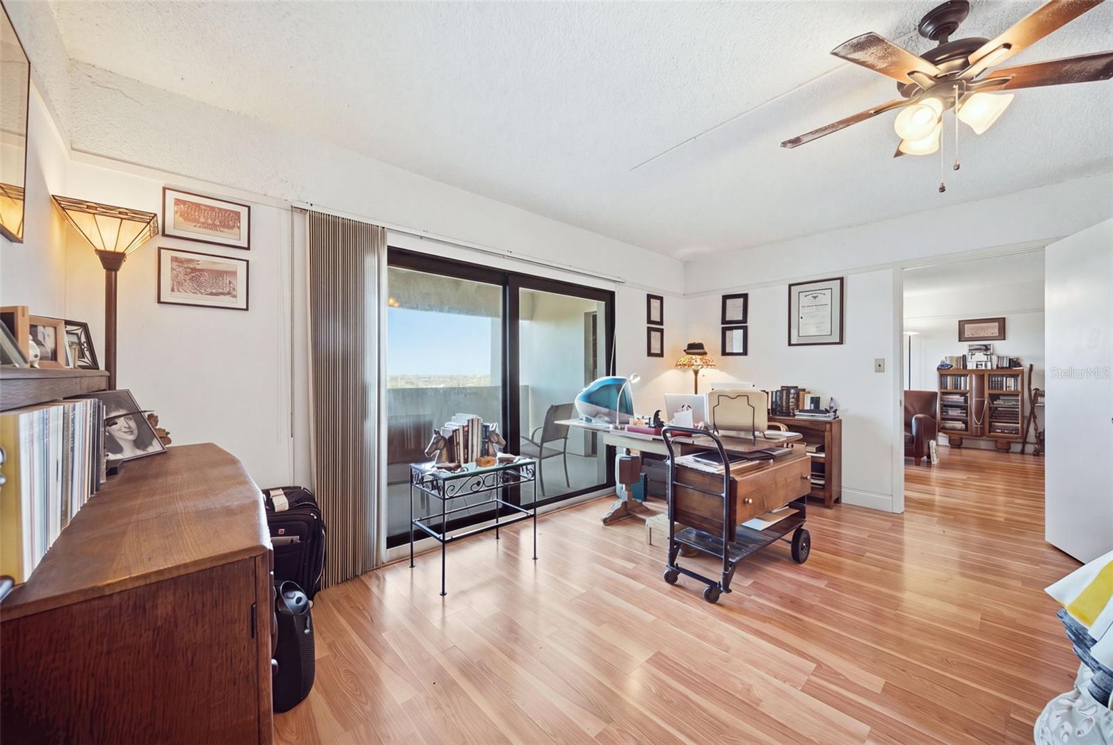 4141 BAYSHORE BOULEVARD, #905, Tampa, FL 33611
