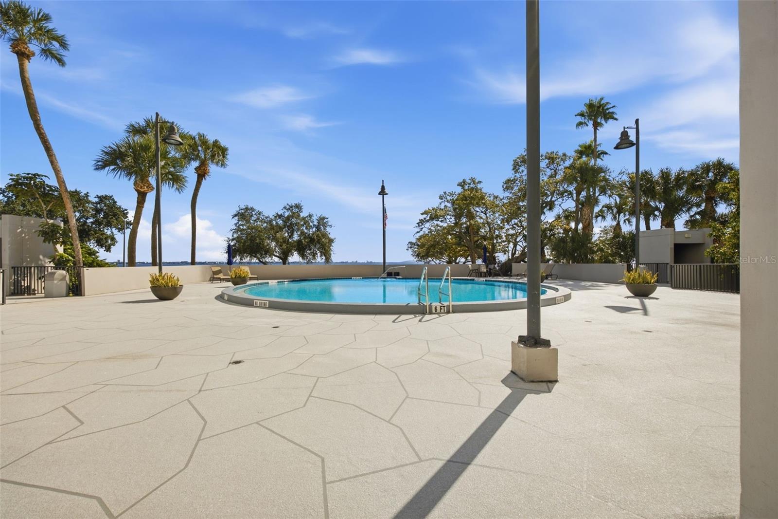 4141 BAYSHORE BOULEVARD, #905, Tampa, FL 33611
