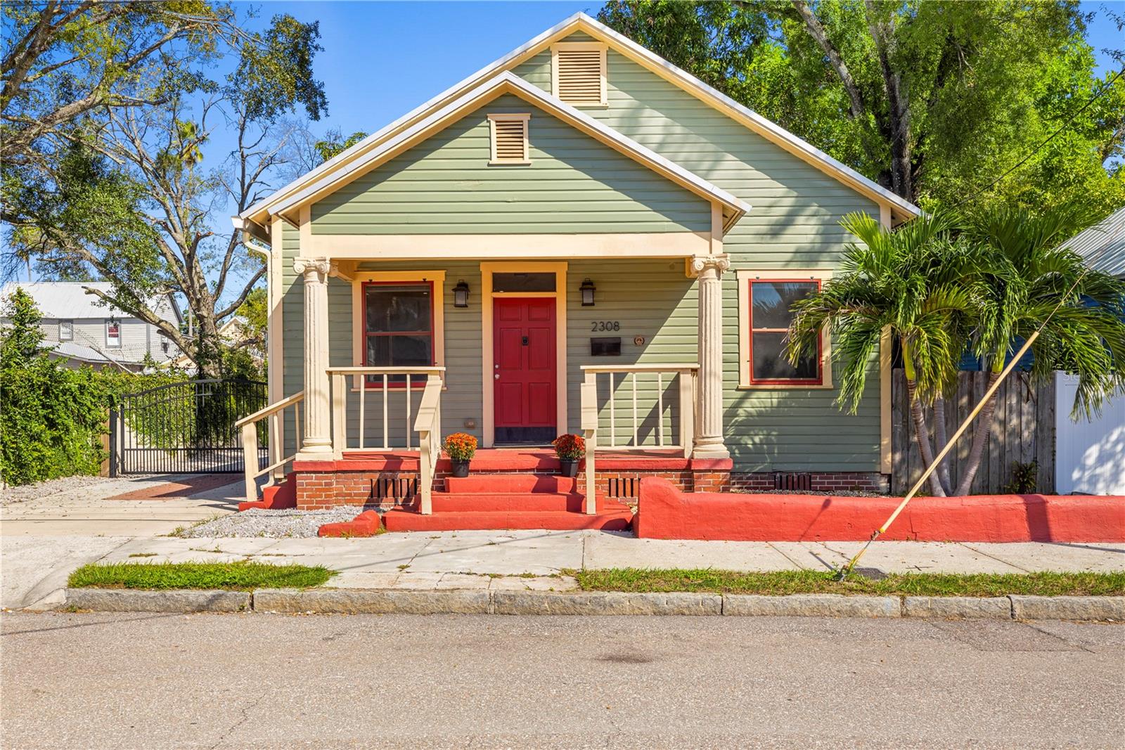 2308 E 4TH AVENUE, Tampa, FL 33605