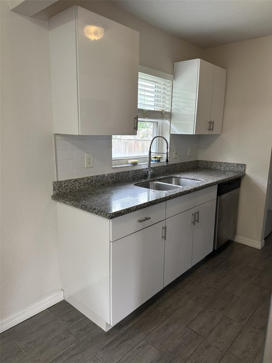 406 E GLADYS STREET, #B, Tampa, FL 33602