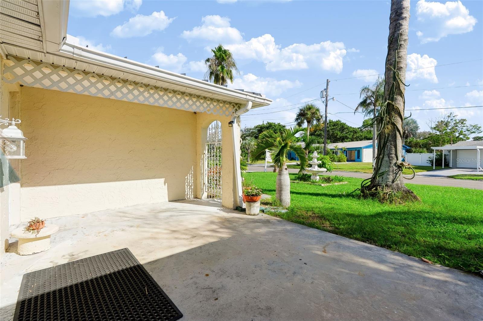 2123 BAYOU DRIVE, Holiday, FL 34691