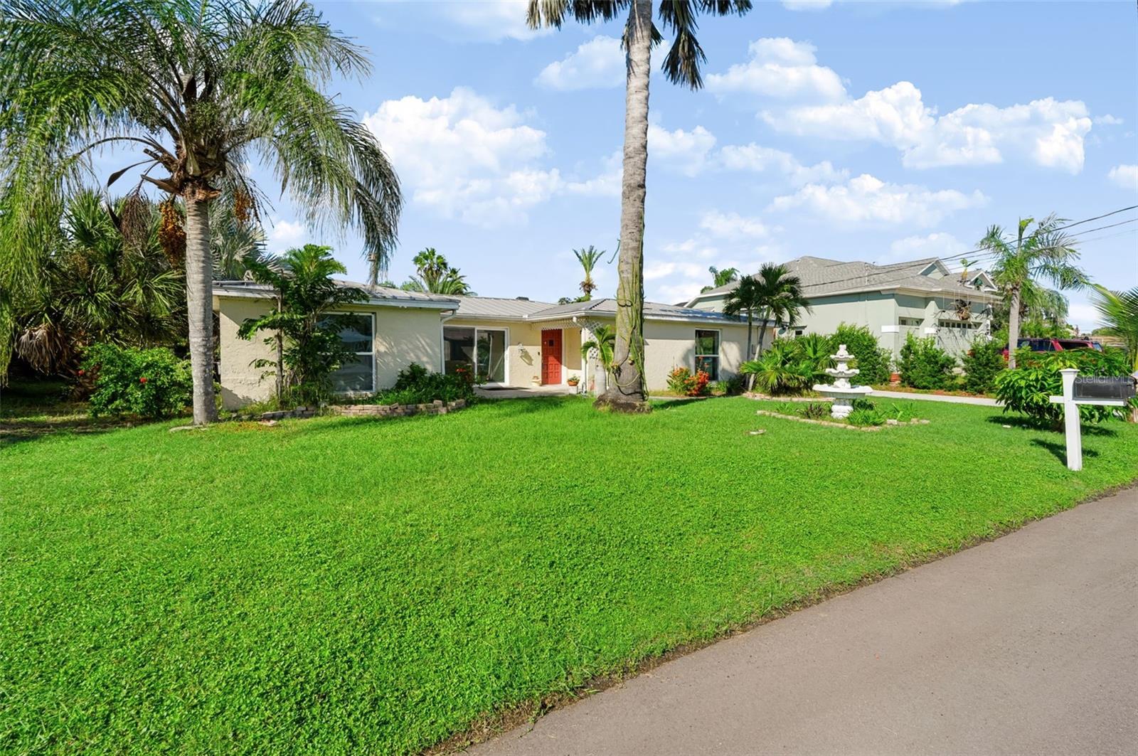 2123 BAYOU DRIVE, Holiday, FL 34691