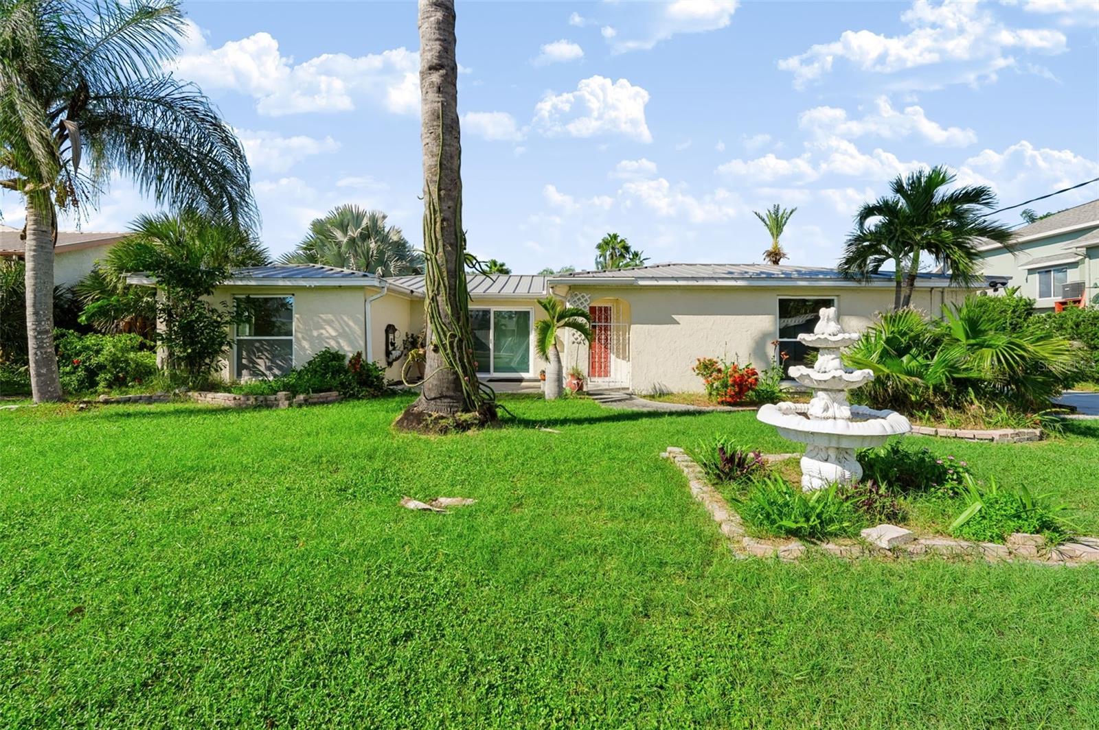 2123 BAYOU DRIVE, Holiday, FL 34691