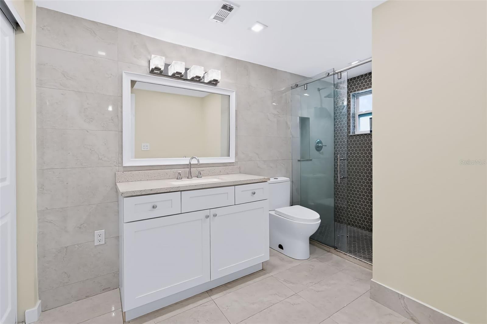 2123 BAYOU DRIVE, Holiday, FL 34691