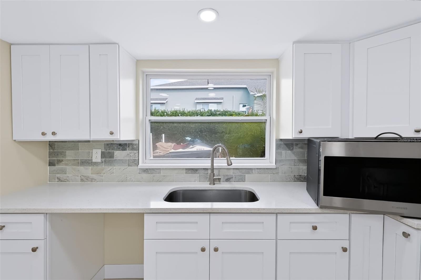 2123 BAYOU DRIVE, Holiday, FL 34691
