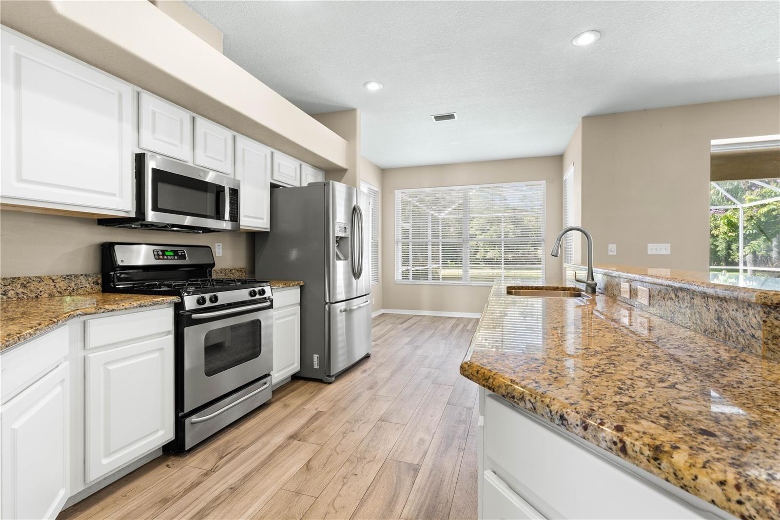 4152 GRANDCHAMP CIRCLE, Palm Harbor, FL 34685