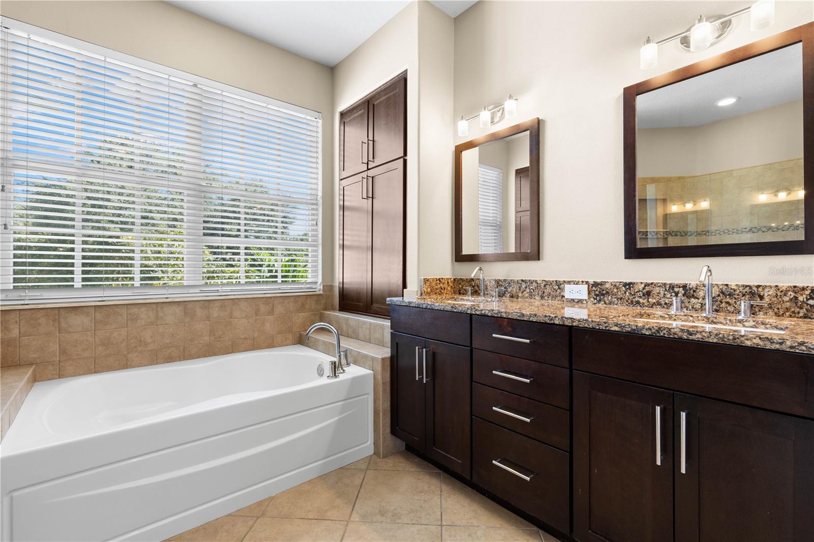 4152 GRANDCHAMP CIRCLE, Palm Harbor, FL 34685