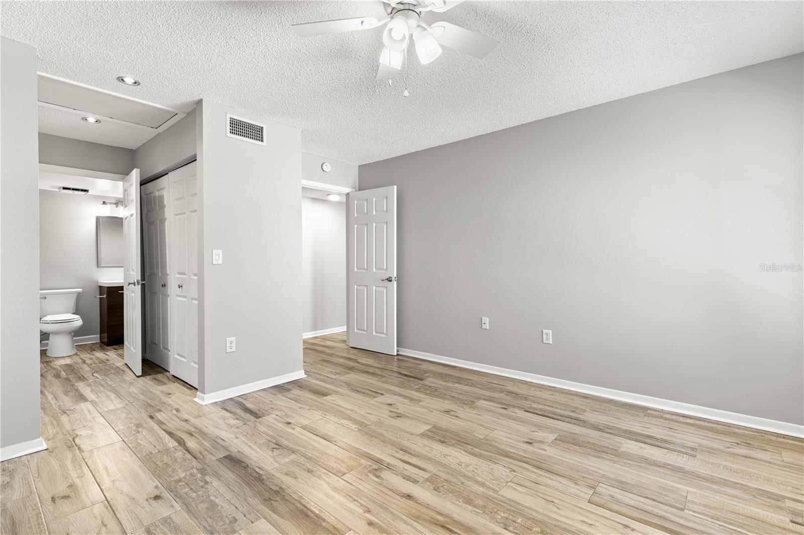 1281 PINE RIDGE CIRCLE E, #A2, Tarpon Springs, FL 34688
