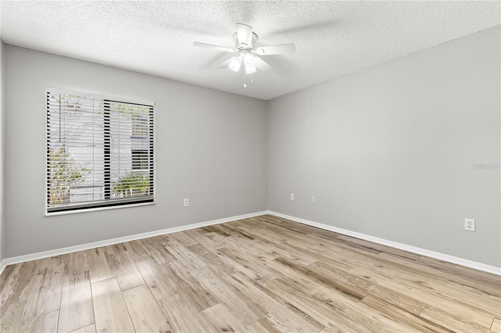 1281 PINE RIDGE CIRCLE E, #A2, Tarpon Springs, FL 34688